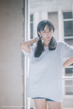 同学麦娜丝