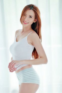 穿书后女配